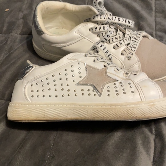 Steve Madden sneakers - Picture 3 of 4